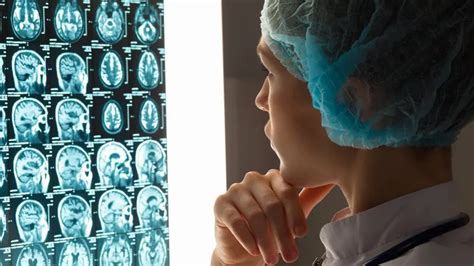 beyin ve sinir cerrahi bölümü hangi hastalıklara bakar